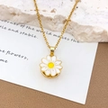 Incantevole collana a margherita in acciaio al titanio dorato con petali bianchi da donna - Girasole Rotante (XL2587) / Oro