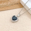 Silberkette mit marineblauem Herz-Zirkonia-Anhänger und funkelnder Kristallumrandung - Halskette (XL727) / Silber / Schwarz