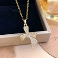 Elegante gouden strik hanger ketting met gezette zirkoon en rechthoekig kristal - Goud (XL4025)