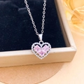 Collar plateado con piedras rosas en forma de corazón y borde de perlas blancas - Collar Corazón Perla Rosa Plata (XL3418) / Plateado