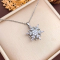 Eleganter rotierender Schneeflocken-Anhänger in Silber mit funkelnden Zirkonia-Kristallen - Große Schneeflocke Rotierendes Design (XL1297) / Silber