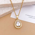 Exquis collier doré à pendentif goutte avec un grand zircon et sertissage micro-pavé - Style Goutte d'eau Ajourée XL2564 / Or