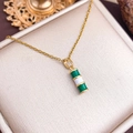 Collar para mujer con colgante de esmalte verde estilo bambú y cadena dorada en O - Estilo Rayas Blanco Verde (XL358) - Dorado