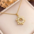 Elegant gold snowflake pendant necklace with cubic zirconia in a jewelry box - Moving Snowflake (XL247) / Gold