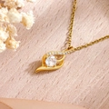 Elegante gouden halsketting met blad hanger, centrale zirkoon en micro-inlays - Goud Wit