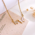 Gouden vlinderketting met zirkoon micro-inlays en witte harsvleugels voor dames - Dubbele Vlinder Ketting(XL756) / Goud