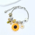 Pulsera de cadena de serpiente plateada con dijes de girasol y abeja y cuentas amarillas - Estilo Cierre de Langosta - Pequeño