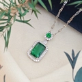 Elegant emerald-cut green zircon pendant necklace with halo stones on a silver chain - Lips Chain (XL123) / Emerald Green (Silver Tone)