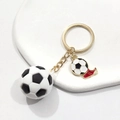 3D Fußball Schlüsselanhänger mit Fußballschuh Anhänger und goldener Kette - 3D Fußball Mit Fußballschuh