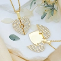 Gouden hart medaillon ketting met witte zirkonia pavé en kruisketting op witte steen decor - Volledige Zirkonia Hart (XL1834) / Goud