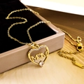 Goldene Edelstahlhalskette mit kristallbesetztem MOM Herzanhänger in einer Geschenkbox - Doppelherz (XL1511) / Gold