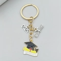 Porte-clés de remise de diplôme 2025 doré avec chapeau doctoral et charmes - Style Pendentif Parchemin Diplômé (4#)