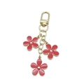 Kleurrijke bloemen sleutelhanger met drie rode emaille bloemen en gouden metalen ketting - Drievoudige Bloem Hanger / Rode kleine Bloem