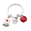 Porte-clés argenté avec fleur rose, pomme rouge et breloque cœur Thank You gravé - Style Fleur Rose