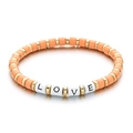 Roze en gouden kralenarmband met witte LOVE-letterbedeltjes in een hippe candy-stijl - Oranje-Roze Stijl (SL1173)