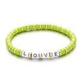 Buntes Emaille LOVE Perlenarmband mit hellgrünen Perlen und goldenen Metallringen - Hellgrüner Stil (SL1182)