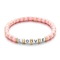 Rosa mattes Perlenarmband LOVE mit goldenen Akzenten und weißen Buchstabenperlen - Rosa Stil (SL1171)