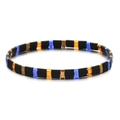 Détail d'un bracelet élastique bohème en perles Tila avec carrés dorés mats et irisés colorés - Noir Or Orange Bleu Irisé (SL1401)