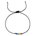 Verstelbare zwarte gevlochten touwarmband met zeven kleurrijke regenboogkralen in minimalistische stijl - Basis Kralenstijl (YWSL006)