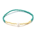 Pulsera elástica bohemia con cuentas mate verde azulado, detalles dorados y una perla - Verde