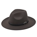 Détail d'un chapeau fedora en laine marron foncé avec bandeau en cuir noir et boucle - M / café