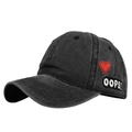 Berretto da baseball antracite effetto consumato con ricamo a cuore e patch OOPS! - Regolabile / Nero