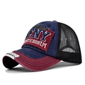 Détail de casquette trucker vintage avec écusson FNY et coutures en zigzag sur la visière - Réglable / Rouge Vin + Marine