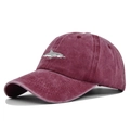 Berretto da baseball bordeaux in cotone lavato con ricamo dettagliato di squalo vintage - Regolabile / Borgogna
