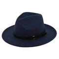 Dettaglio cappello fedora blu scuro con fascia in camoscio nero e anello dorato - M (56-58cm) / Blu navy