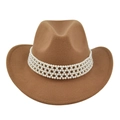 Détail d'un chapeau de cow-boy en feutre camel avec bandeau luxueux en perles blanches - M (56-58cm) / Khaki Foncé