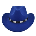 Detail van marineblauwe vilten cowboyhoed met zilveren studs en zwarte versierde band - M (56-58cm) / Blauw