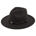 Dettaglio del cappello fedora marrone scuro con fascia borchiata e cuciture a croce - M (56-58cm) / caffè