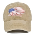 Detail der Vintage Khaki Baseballkappe mit USA-Schriftzug und Amerika-Flaggenprint - Khaki