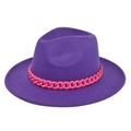 Detailed view of purple wool felt fedora hat featuring a bright pink chain decoration - M (56-58cm) / Purple