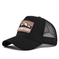Dettaglio del cappello trucker con rete e toppa con What I want is simple - Regolabile / Nero