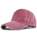 Detalle de gorra de béisbol vintage de algodón lavado con ala rasgada rosa viejo - Ajustable / Burdeos