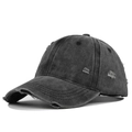Casquette de baseball gris foncé délavée au style vintage avec détails déchirés usés - Réglable / Noir