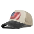 Cappello trucker bandiera USA con frontale bianco, retro a rete e visiera nera rovinata - Nero
