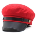 Rode schipperspet voor dames met zwarte PU-leren klep en gouden metalen knopen - M (56-58cm) / Rood