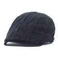 Detalle de hebilla metálica ajustable y costuras en gorra plana de algodón negro - M (56-58cm) / Negro