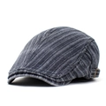 Détail de la casquette plate en jean à rayures blanches et boucle en métal réglable - M (56-58cm) / Gris