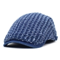 Detalle de gorra plana de mezclilla azul con textura ondulada tejida y visera rígida - M (56-58cm) / Azul Medio