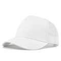 Detailansicht der weißen Trucker-Cap mit atmungsaktivem Mesh und gebogenem Schirm - Weiß