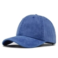 Detalle de gorra de béisbol retro en sarga de algodón azul lavado con visera curva y costuras - Ajustable / Azul Real
