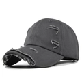 Casquette de baseball en coton gris foncé avec détails déchirés vintage et visière courbée - Gris