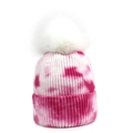 Bonnet en tricot tie-dye rose avec pompon blanc duveteux et revers pour femme - Rose