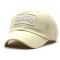Cappellino da baseball beige con ricamo Family per protezione solare e stile - Circa 52 cm / Beige
