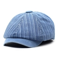 Dettaglio del berretto in denim a righe blu con trama vintage e tessuto di cotone - M(56-58cm) / Azzurro