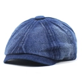 Dettaglio del tessuto denim blu lavato su un classico berretto a otto spicchi stile vintage - M(56-58cm) / Blu scuro