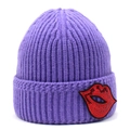 Detail of red sequined lips patch on a purple ribbed knit beanie hat for women - Purple